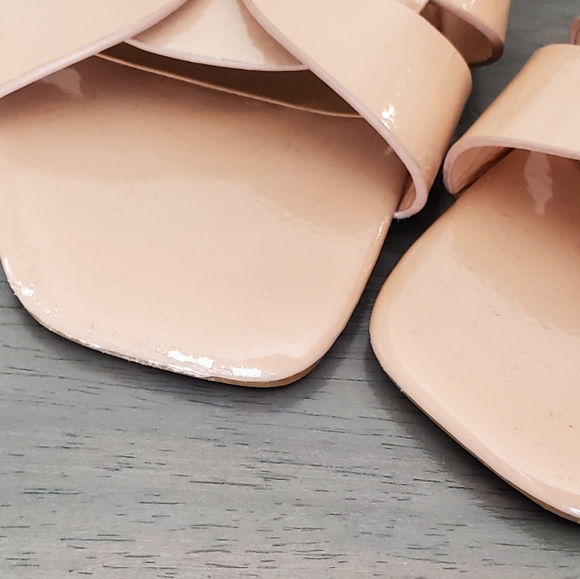 Nude Patent Cross Band Sandal size 7.5 - Picture 5 of 5